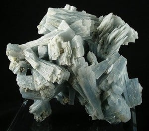 angélite (anhydrite) brute