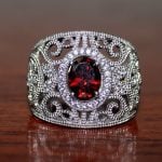 Bague en grenat rouge